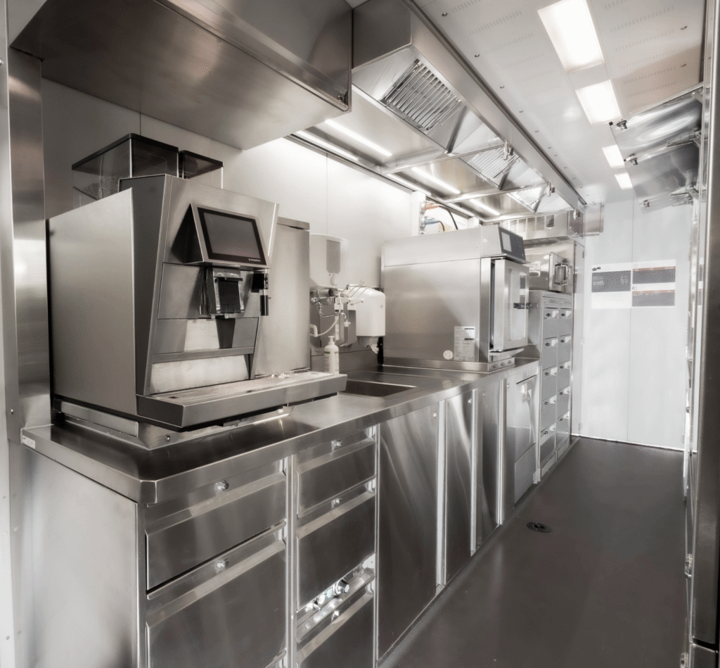 Train Kitchen - Bucher Leichtbau AG
